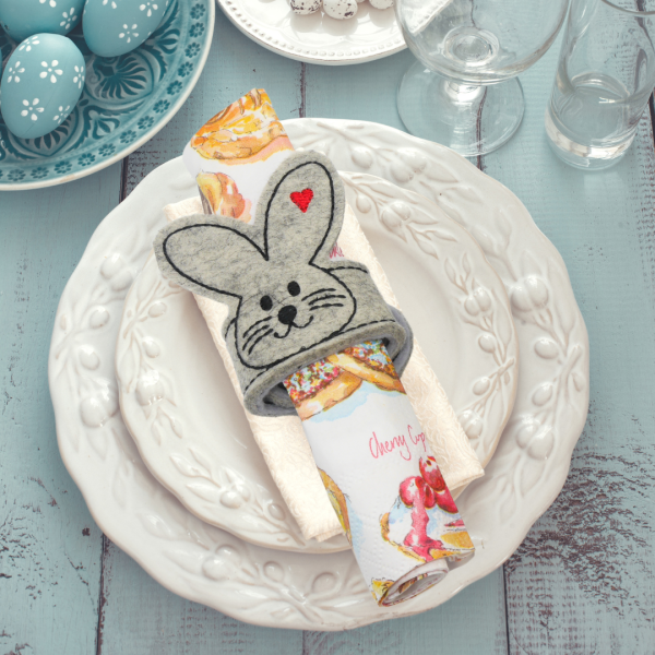 Stickdateien-Set Serviettenringe Hasen für Ostern als Tischdeko Osterdeko für den 10x10cm Stickrahmen